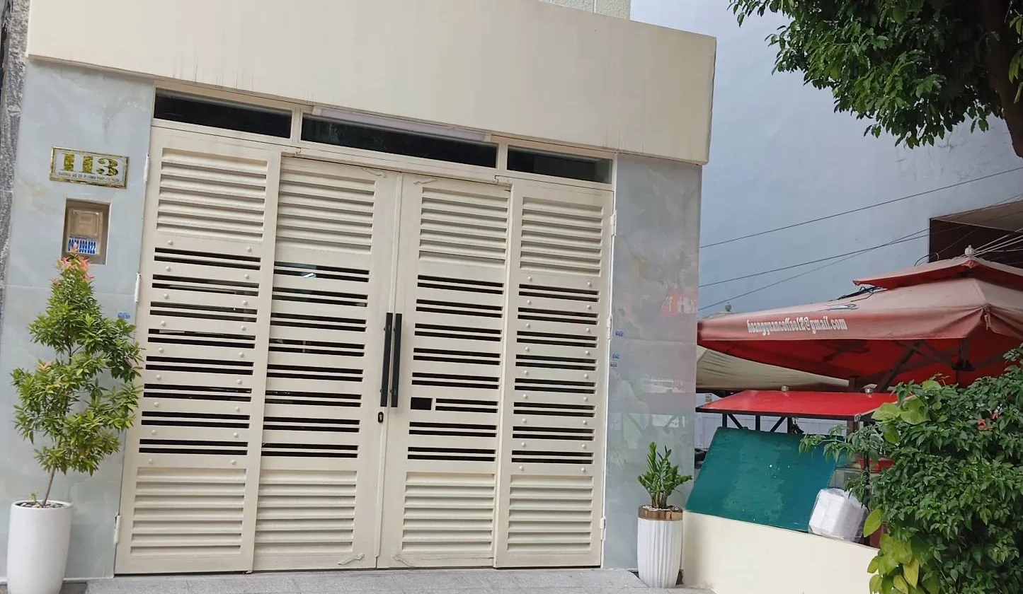 Nhà 5 phòng ngủ Bình Phú giá mềm, hẻm rộng, tiện nghi... Bán nhà riêng tại Bình Phú, Hồ Chí Minh 01