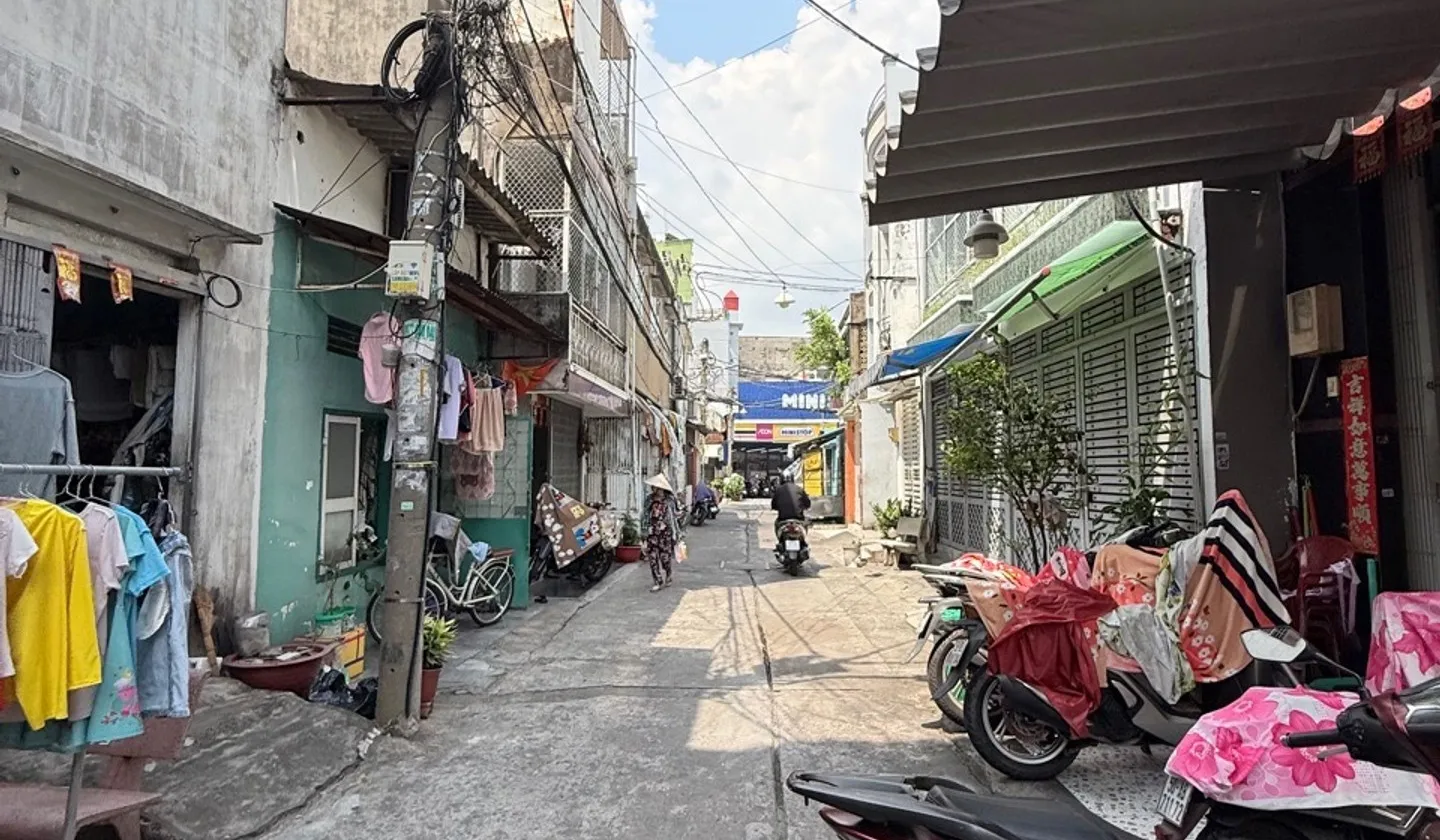 Nhà riêng 5 tầng, 98m2, thang máy, thích hợp ở và kinh doanh tại Tân Phú... Bán nhà riêng tại Tân Phú, Hồ Chí Minh 01