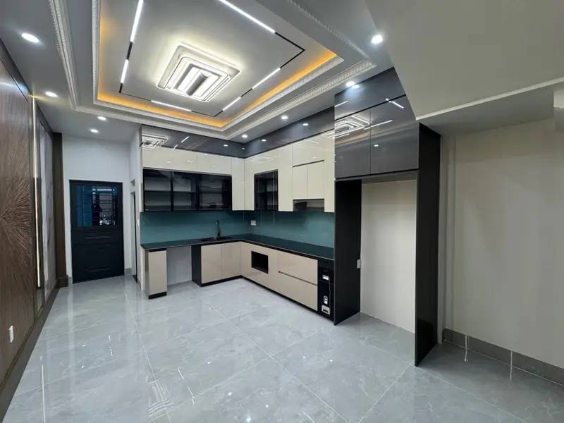 Nhà 5 Tầng Thang Máy Thiết Kế Đỉnh Tại Trung Tâm Ngô Gia Tự... Bán nhà mặt phố tại Hải An, Hải Phòng 01
