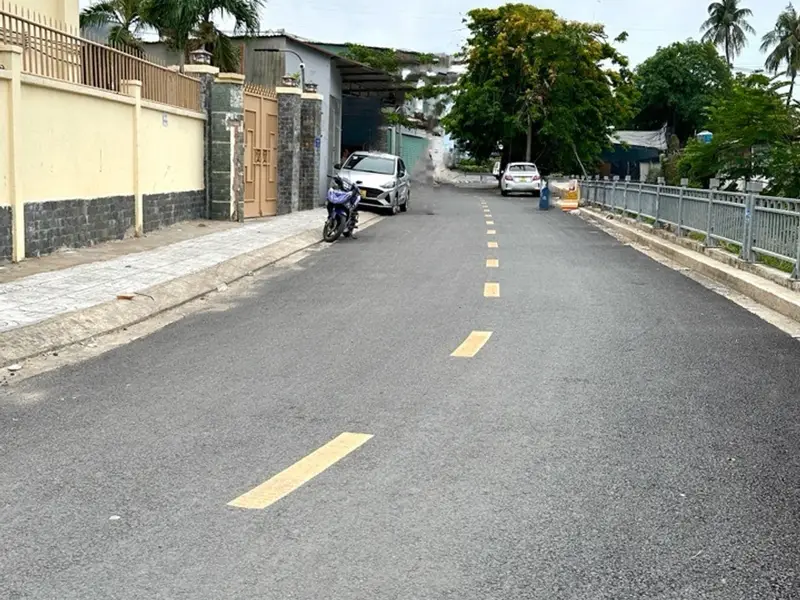 Bán dãy trọ 10 phòng tại An Phú Đông mặt tiền rộng 8,3m. Dòng tiền 15 triệu/tháng.127m2. Giá 10 tỷ... Bán nhà mặt phố tại An Phú Đông, Hồ Chí Minh 01