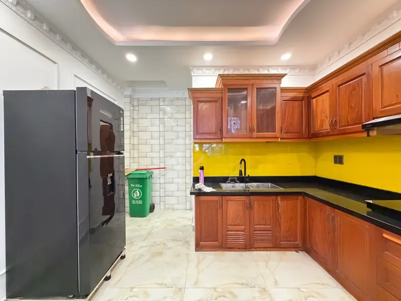 Nhà 5 tầng full nội thất phường Cầu Kiệu, xe hơi đỗ trong nhà... Bán nhà riêng tại Cầu Kiệu, Hồ Chí Minh 01