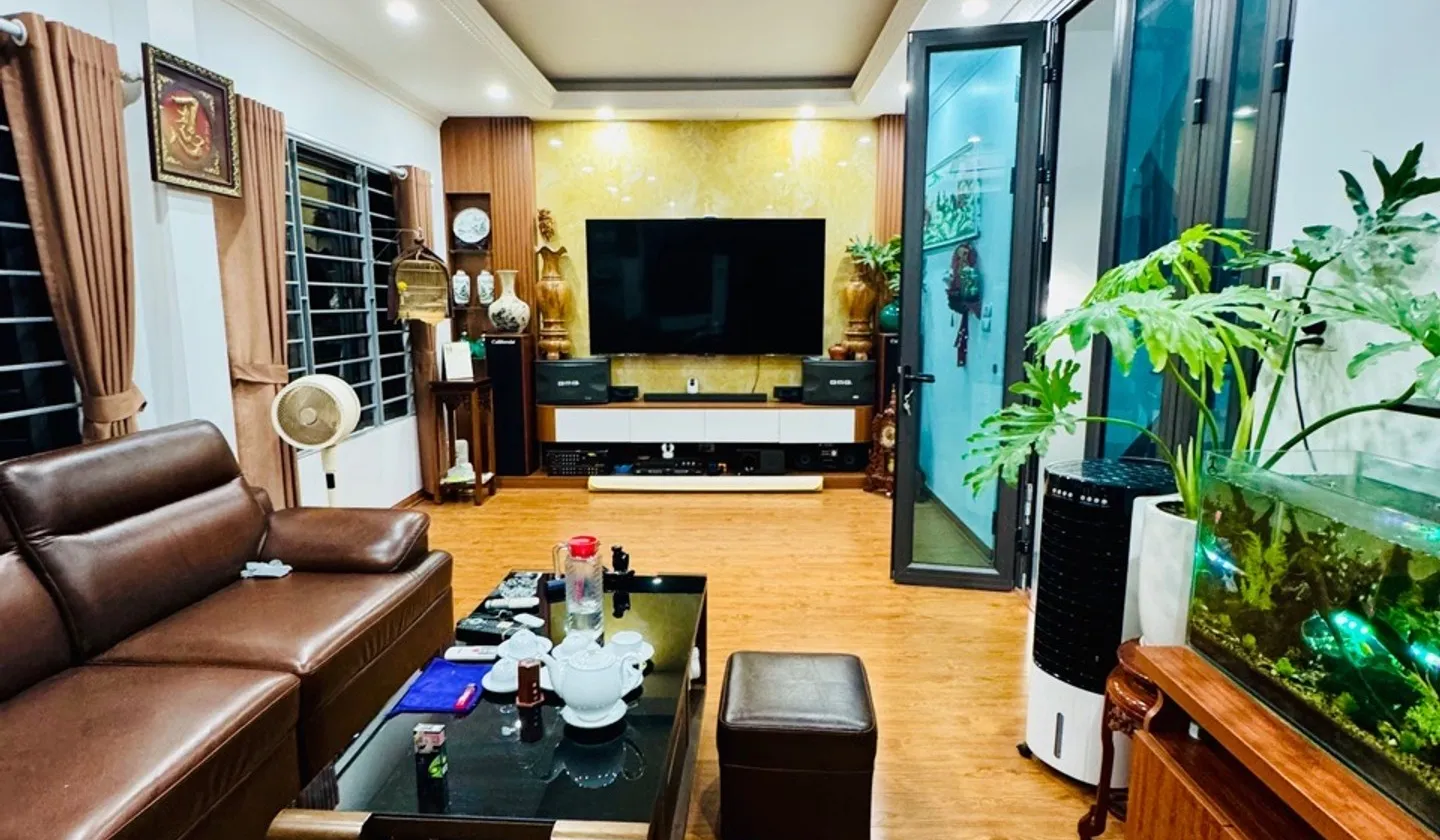 Nhà 5 tầng lô góc trung tâm Thanh Trì, giá 8.68 tỷ... Bán nhà riêng tại Thanh Trì, Hà Nội 01