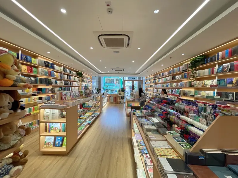 Tòa Building Sang Trọng Mặt Phố Chùa Láng - Cơ Hội Kinh Doanh Đẳng Cấp
Tài sản hiếm, định danh tốt... Bán nhà mặt phố tại Láng, Hà Nội 01