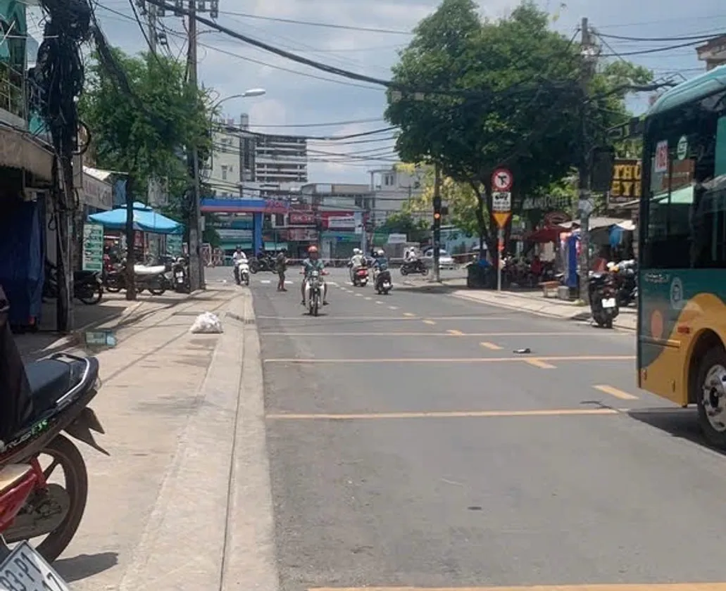Nhà mặt tiền kinh doanh đa năng tại TP. Thủ Đức, diện tích 54m²... Bán nhà mặt phố tại Tăng Nhơn Phú, Hồ Chí Minh 01