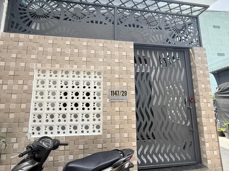 Cơ hội sở hữu nhà 2 tầng hiện đại giá tốt tại Huỳnh Tấn Phát... Bán nhà riêng tại Phú Thuận, Hồ Chí Minh 01