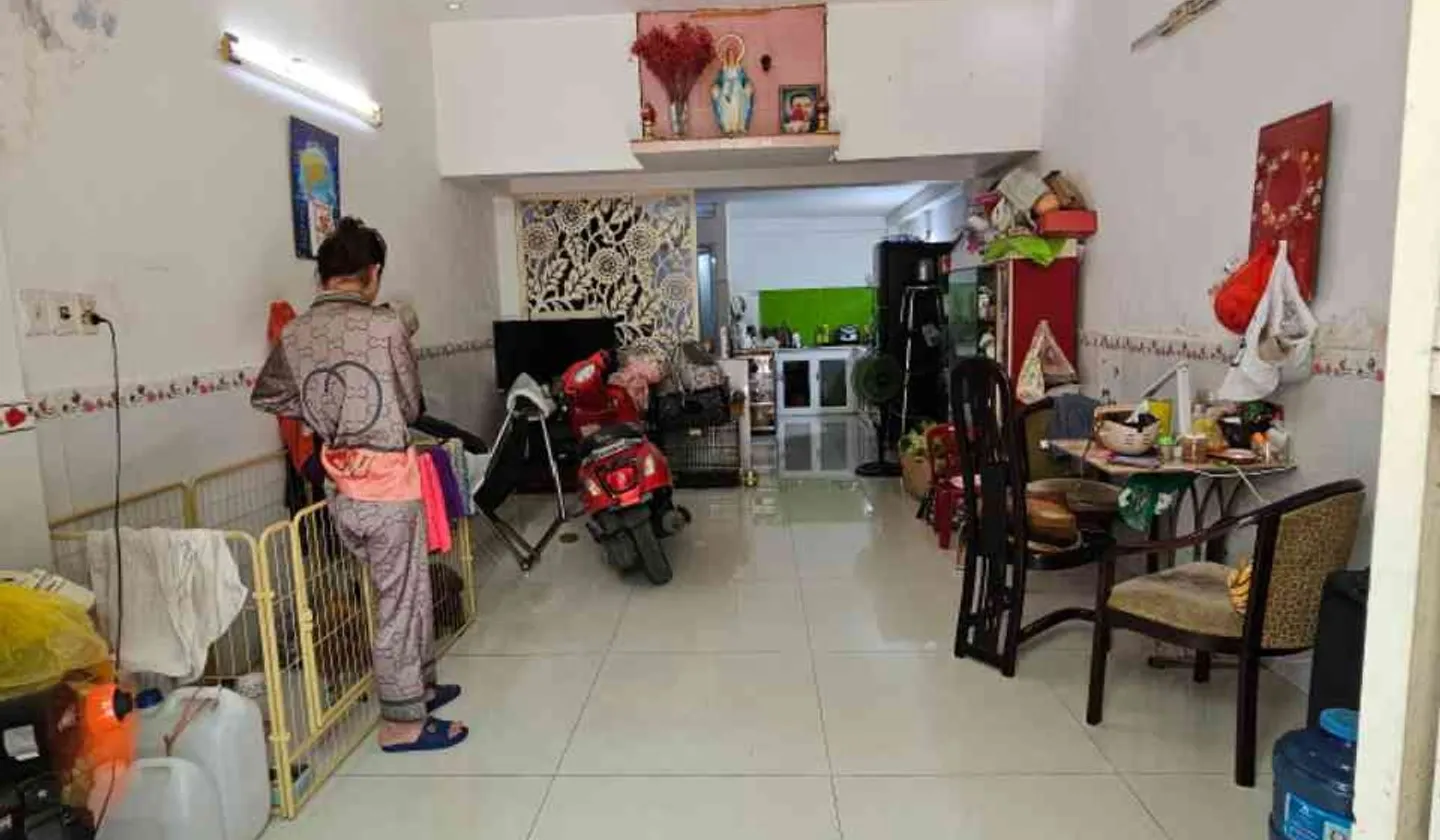QUÁ NGON - NHỈNH 4 TỎI - DT 40M2 - HẺM XE HƠI 6M - NGANG 4 DÀI 10 - 3TẦNG - 3PN,2WC - CHIẾN LƯỢC -... Bán nhà riêng tại Bình Trị Đông, Hồ Chí Minh 01