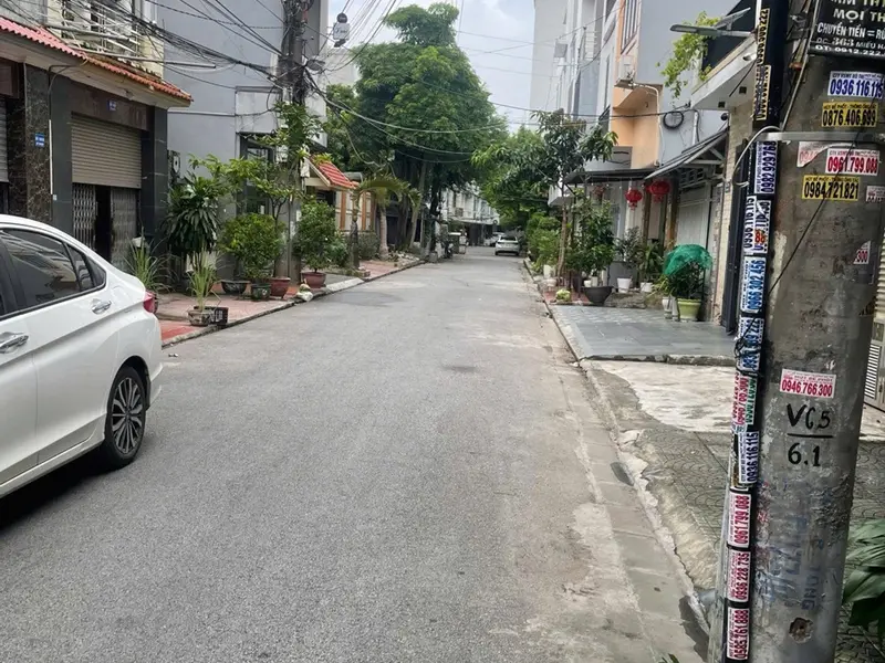 Nhà riêng 3 tầng mặt tiền rộng tại quận Hải An, Hải Phòng... Bán nhà riêng tại Gia Viên, Hải Phòng 01