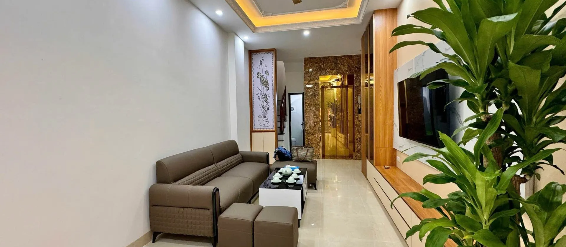 Nhà 5 tầng có thang máy, mặt ngõ rộng tại Phố Lụa, Vạn Phúc... Bán nhà riêng tại Hà Đông, Hà Nội 01