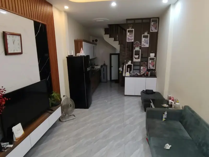 Nhà 4 tầng gần phố, yên tĩnh và tiện nghi ở Thanh Lân... Bán nhà riêng tại Vĩnh Hưng, Hà Nội 01