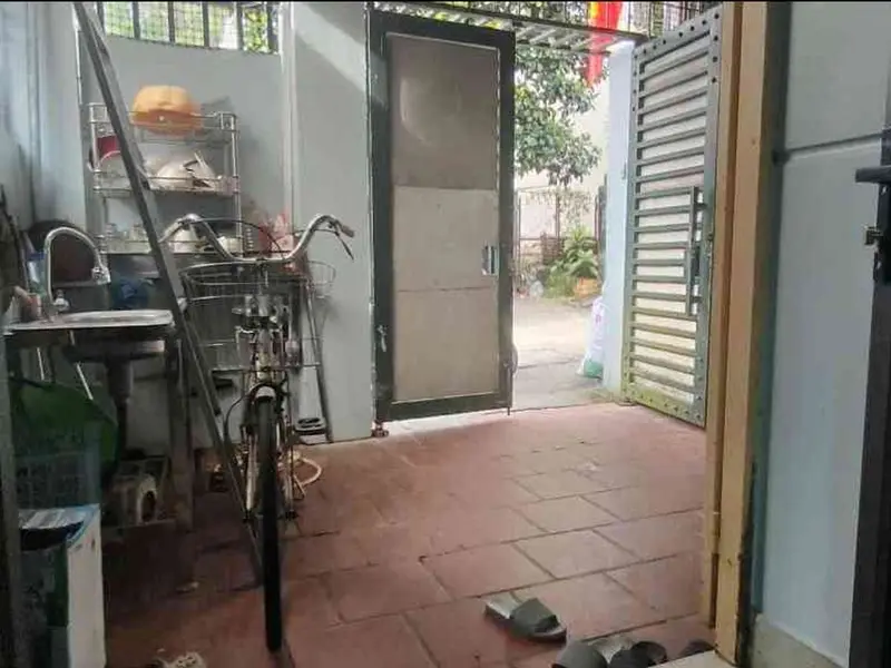 Nhà 2 tầng sân rộng ở trung tâm Kiến An, chuẩn để an cư... Bán nhà riêng tại Kiến An, Hải Phòng 01