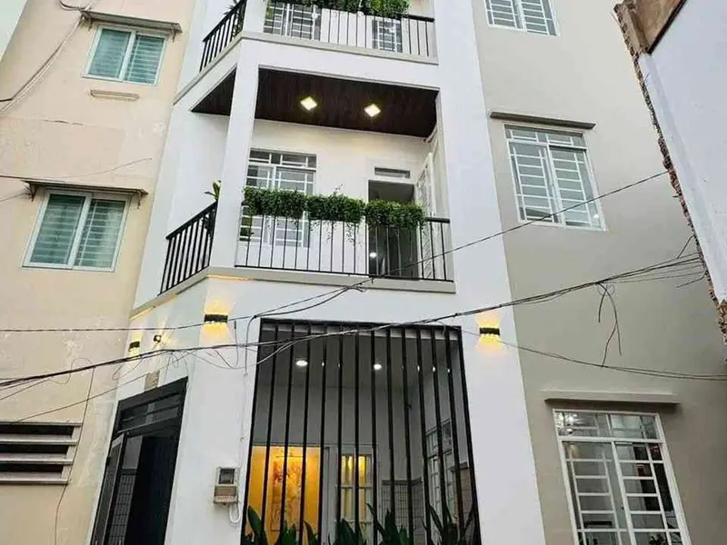 Nhà 4 Tầng Mặt Tiền Thụt Quận 8 - Không Gian Sống & Kinh Doanh Lý Tưởng... Bán nhà riêng tại Chánh Hưng, Hồ Chí Minh 01
