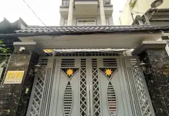 Bán nhà riêng 3 tầng 4 phòng ngủ phường 15 quận 8 cũ... Bán nhà riêng tại Bình Đông, Hồ Chí Minh 01
