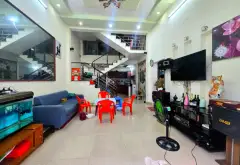 Nhà đẹp Đình Đông, rộng rãi, có sân riêng, sống chất ngay trung tâm... Bán nhà mặt phố tại Lê Chân, Hải Phòng 02