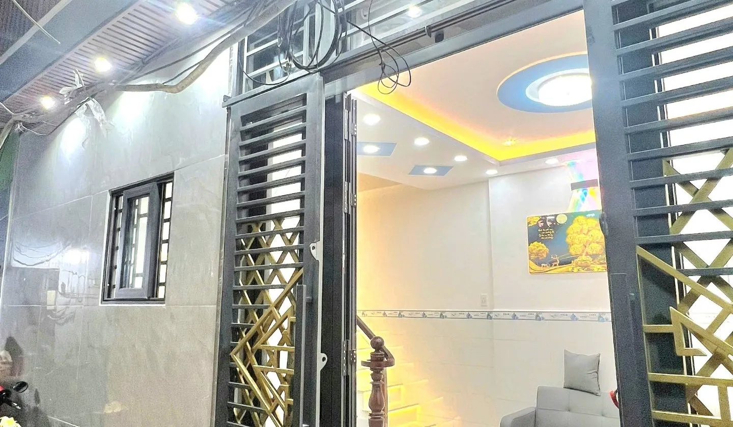 Bán nhà riêng 3 tầng tại phường Chánh Hưng, diện tích 27.1 m2, pháp lý rõ ràng... Bán nhà riêng tại Chánh Hưng, Hồ Chí Minh 01