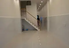 Nhà 2 tầng hiện đại, ban công rộng ở Tân Phú... Bán nhà riêng tại Tân Phú, Hồ Chí Minh 01