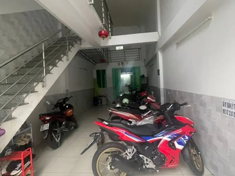 Nhà riêng 4 tầng rộng 98m2 tại quận 4, giá hấp dẫn... Bán nhà riêng tại Xóm Chiếu, Hồ Chí Minh 01