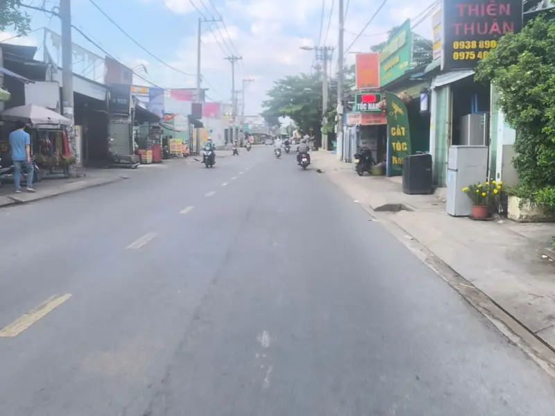Bán nhà riêng 2 tầng, 2 phòng ngủ tại phường An Phú Đông, Hồ Chí Minh, có sổ hồng hợp pháp... Bán nhà riêng tại An Phú Đông, Hồ Chí Minh 01