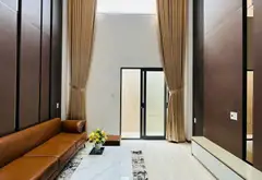 Giảm miết còn hơn 5 tỷ chốt nhà mới xây . Ngang 5.7 m _ hẻm xe hơi Thạnh Lộc 37... Bán nhà riêng tại An Phú Đông, Hồ Chí Minh 01