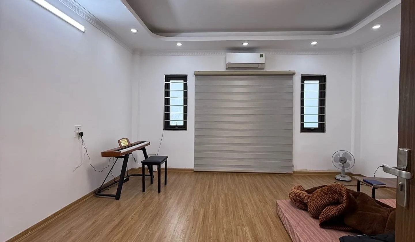 Bán nhà riêng 5 tầng có thang máy, nội thất đầy đủ tại Bát Khối, diện tích 51.2m². Ôtô vào nhà... Bán nhà riêng tại Long Biên, Hà Nội 01