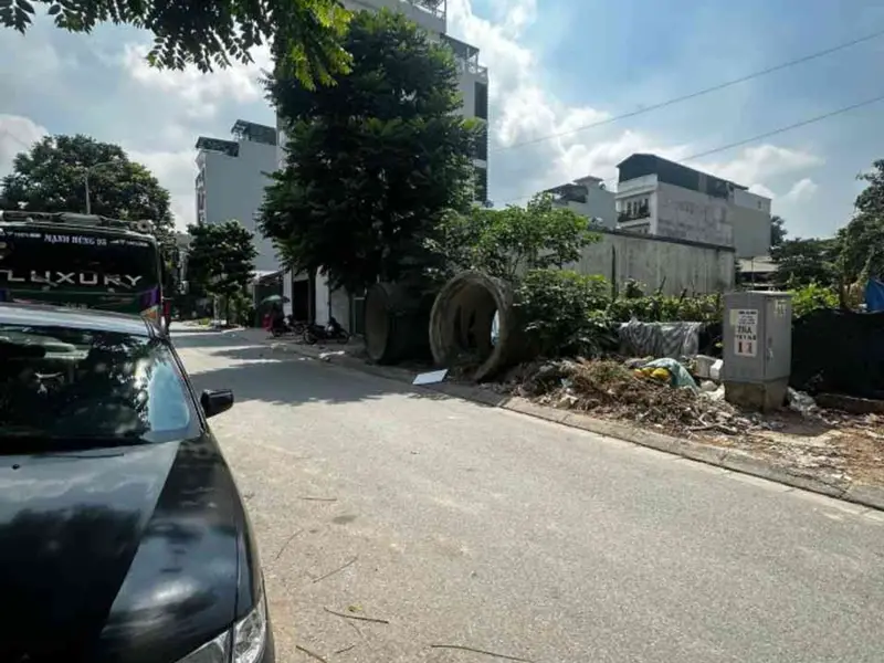 Bán đất phân lô tại Long Biên, Hà Nội, mặt ngõ rộng 7m, giá 31,5 tỷ... Bán đất tại Long Biên, Hà Nội 01