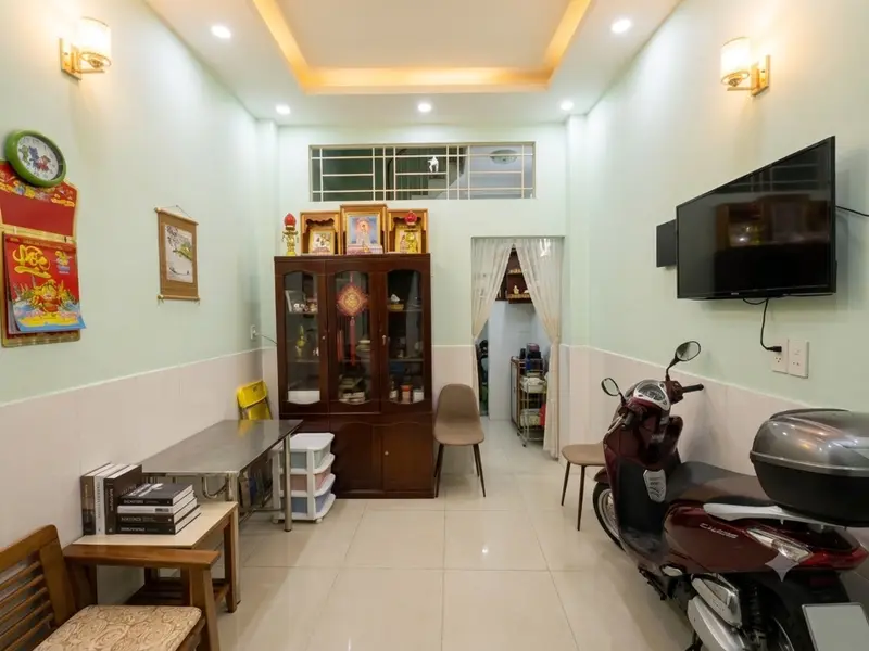 + DT: 21m² • Sổ vuông A4 + Kết cấu : 4 tầng BTCT • 2PN • 4WC • Nhà đẹp, kết cấu sẵn, sân thượng, có... Bán nhà riêng tại Chợ Quán, Hồ Chí Minh 01