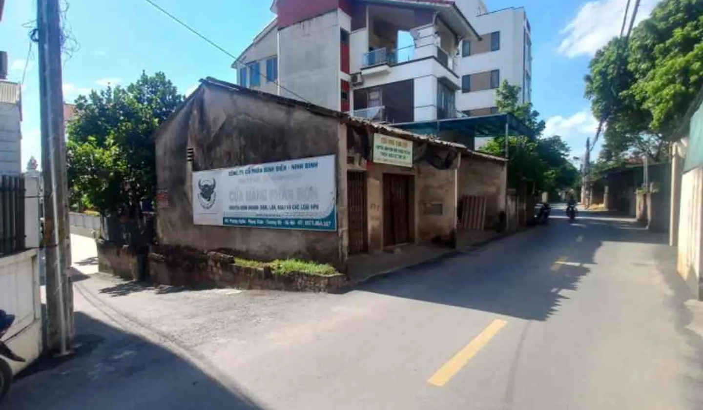 Bán nhà riêng 5 tầng tại Phụng Châu, diện tích 42 m2, ô tô vào nhà, giá 4.8 tỷ... Bán nhà riêng tại Chương Mỹ, Hà Nội 01