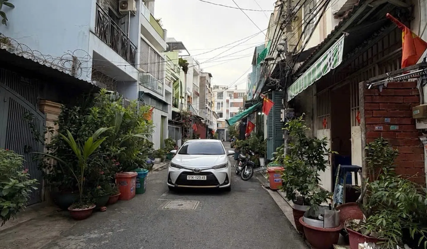 Cơ hội hiếm có sở hữu nhà 2 tầng vị trí chiến lược giá chỉ 4.35 tỷ... Bán nhà riêng tại Bình Trị Đông, Hồ Chí Minh 01
