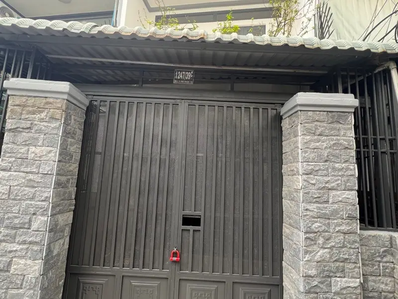 Bán nhà riêng 2 tầng tại Phú Thuận, quận 7, diện tích 45,5 m2, pháp lý sổ hồng... Bán nhà riêng tại Phú Thuận, Hồ Chí Minh 01
