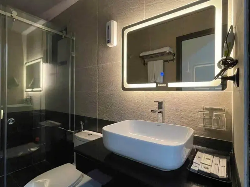 Bán khách sạn 9 tầng mặt phố Trần Khát Chân, Hai Bà Trưng,dt~ 200m2, mt>6m, giá tốt... Bán nhà mặt phố tại Hai Bà Trưng, Hà Nội 01