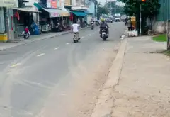 BÁN NHÀ LÔ GÓC MẶT TIỀN CHỢ ÔNG TRÁC ĐƯỜNG THỊ TRẤN TÂN HIỆP HÓC MÔN 1 TRỆT 2 LẦU XÂY 2024 GIÁ 5 TỶ... Bán nhà mặt phố tại Hóc Môn, Hồ Chí Minh 02