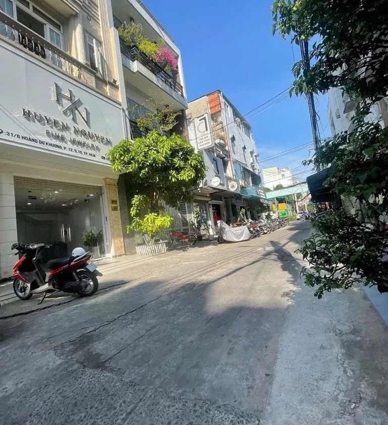 BÁN NHÀ 5 TẦNG HOÀ HƯNG Q10. NGANG KHỦNG 5.6 M. SẲN DÒNG TIỀN CHỈ 27 TỶ... Bán nhà riêng tại Hòa Hưng, Hồ Chí Minh 01