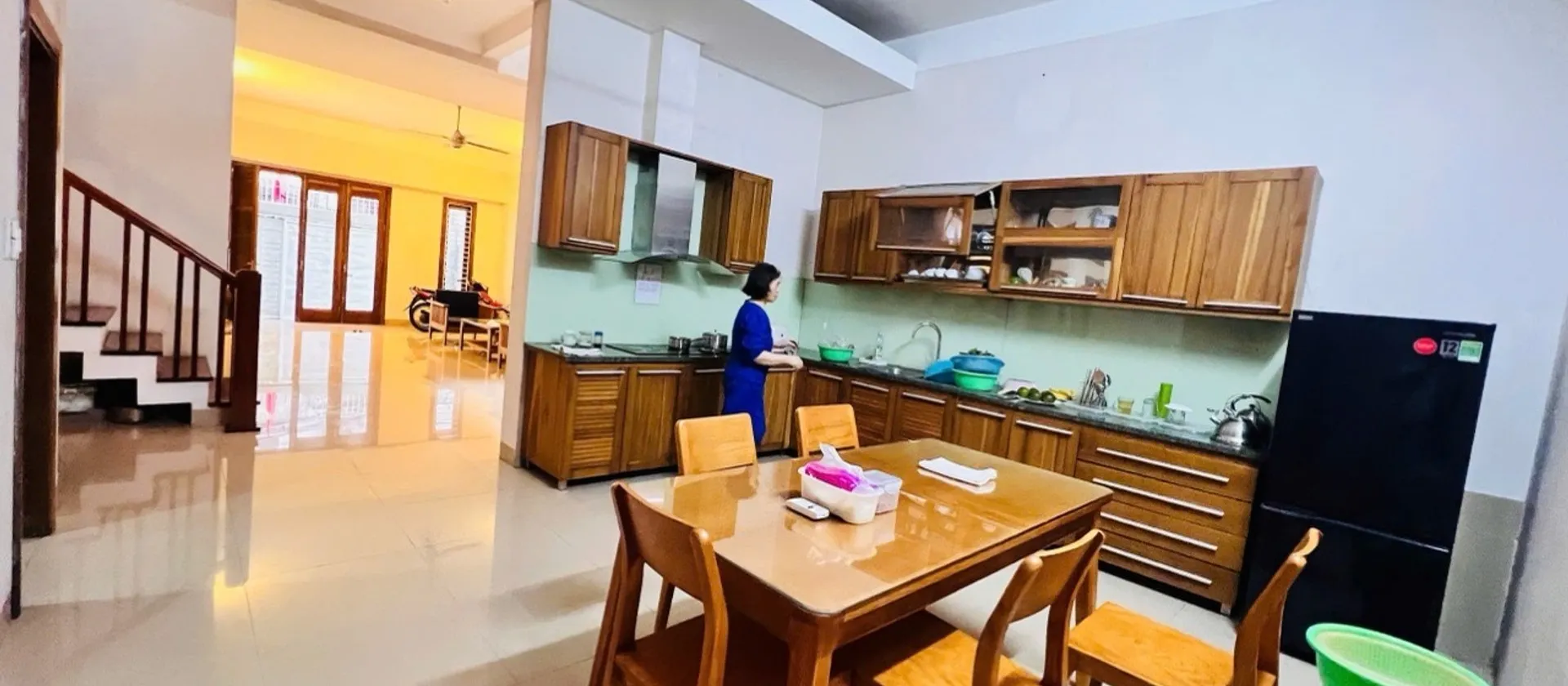 Bán nhà 4 tầng rộng 105m2 trên Võng Thị Tây Hồ giá tốt... Bán nhà riêng tại Tây Hồ, Hà Nội 01