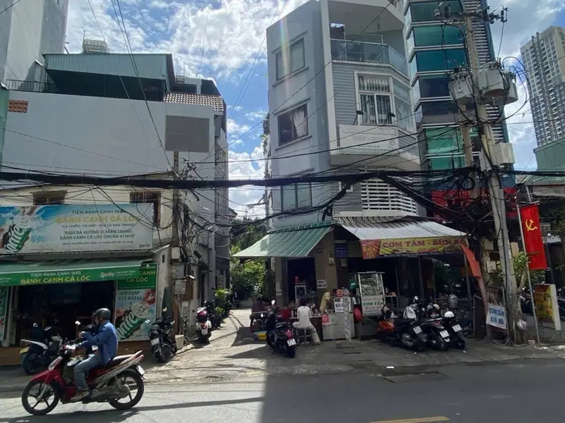 Nhà mặt phố lô góc Nguyễn Hữu Cảnh giá giảm sốc, cơ hội vàng kinh doanh đắt giá... Bán nhà mặt phố tại Thạnh Mỹ Tây, Hồ Chí Minh 01