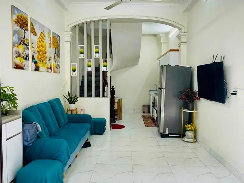 Nhà đẹp lung linh Hoàng mai. GẦN trung tâm thương mại lớn. GẦN BỆNH VIỆN GIAO THÔNG tứ tung... Bán nhà riêng tại Định Công, Hà Nội 01