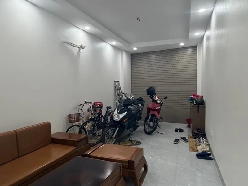 Bán nhà 6 tầng có gara ô tô tại phường Long Biên, Hà Nội... Bán nhà riêng tại Long Biên, Hà Nội 01