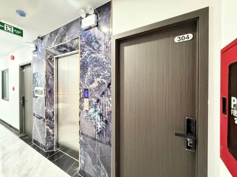 Bán CHDV Mặt Tiền Gần Bờ Kè Tham Lương, 7 tầng 152m²... Bán nhà mặt phố tại An Hội Đông, Hồ Chí Minh 01