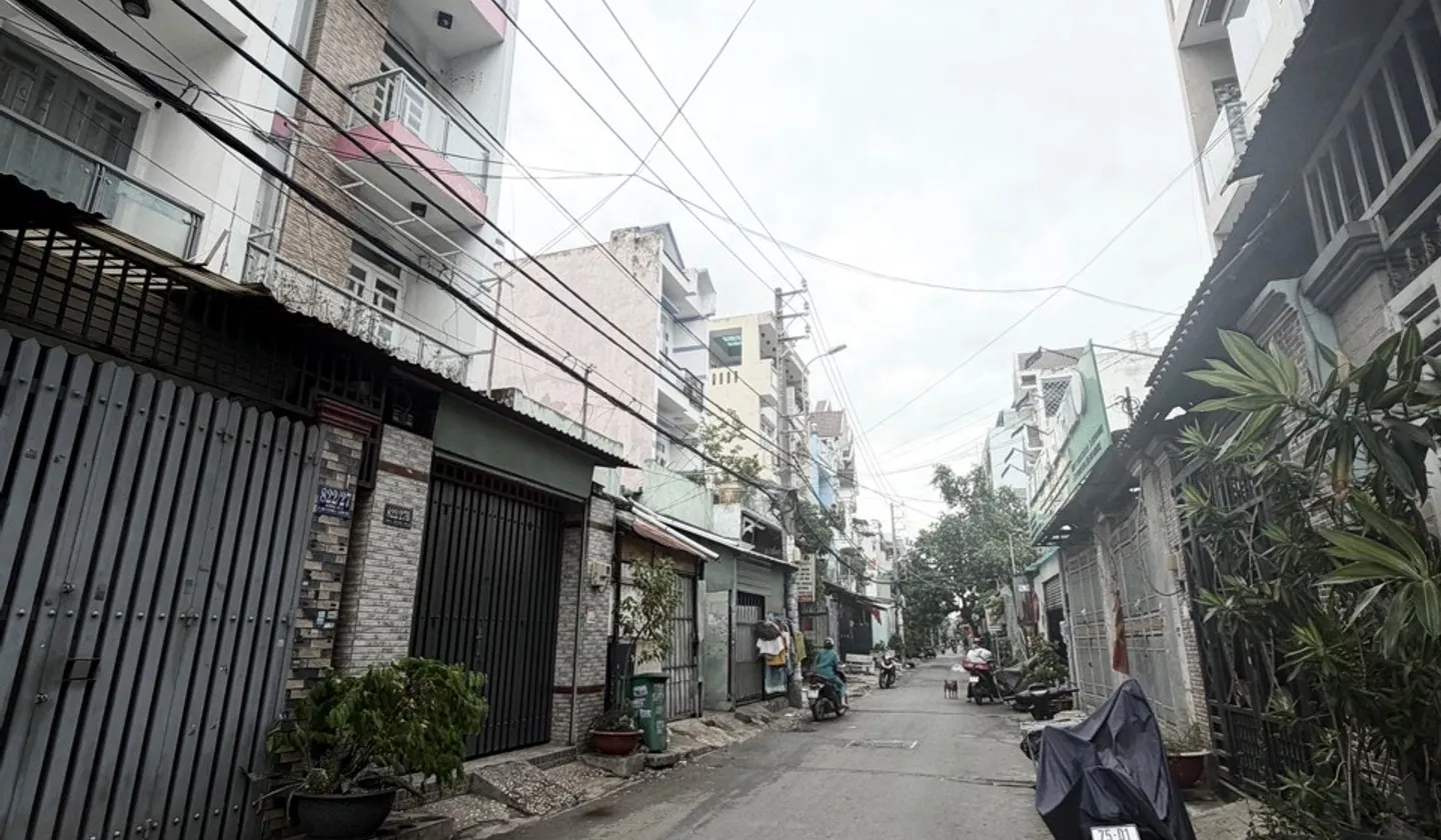 Bán nhà mặt phố 4 tầng tại Bình Tân, gần siêu thị Coopmart, diện tích 69m2... Bán nhà mặt phố tại Bình Trị Đông, Hồ Chí Minh 01