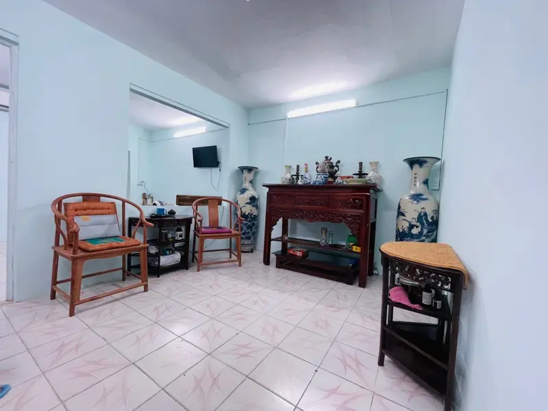 Bán căn hộ tập thể C2 Vũ Ngọc Phan, trung tâm, 2 phòng ngủ... Bán căn hộ chung cư tại Đống Đa, Hà Nội 01