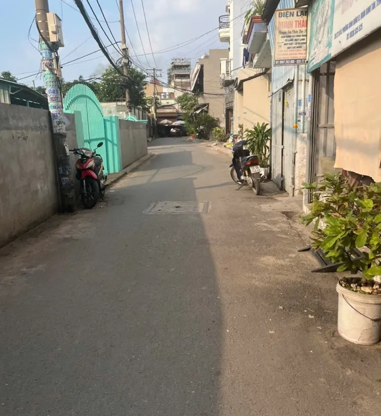 Cơ hội hiếm có ở Bình Tân - Nhà 1 tầng rộng 170m2 giá chỉ hơn 3 tỷ... Bán nhà riêng tại Bình Tân, Hồ Chí Minh 01