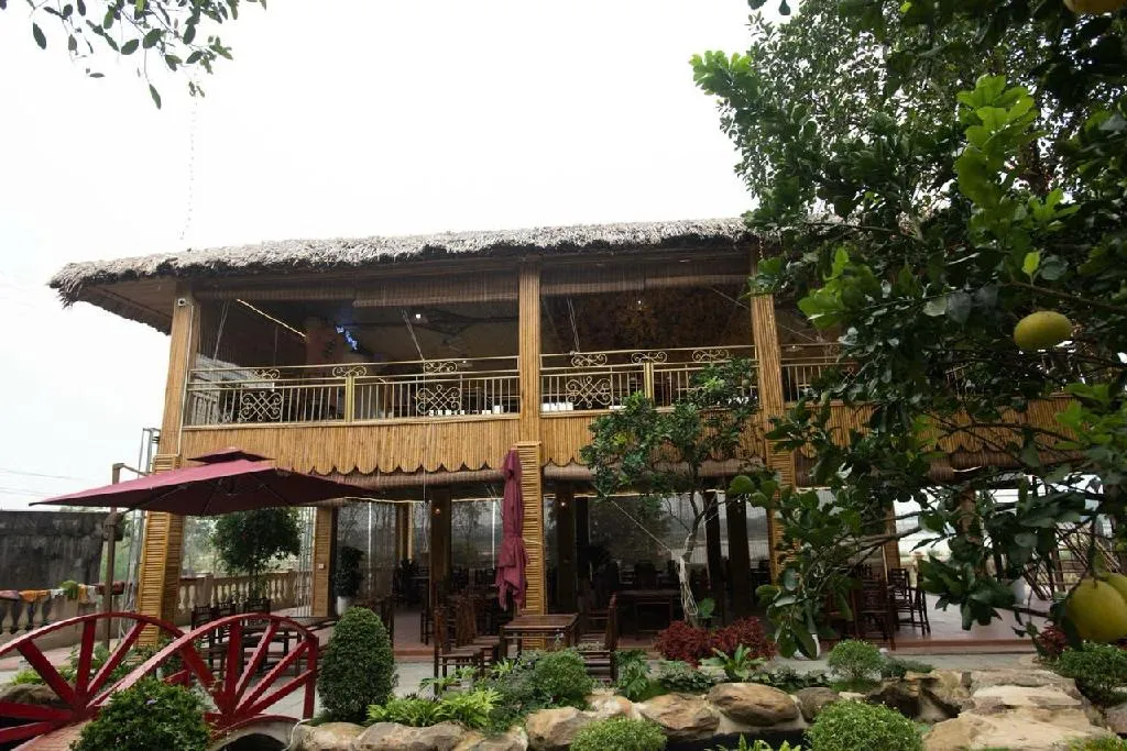 Nhà mặt phố ven sông cực hiếm, tầm view siêu đẹp tại Quốc Oai... Bán nhà mặt phố tại Hà Đông, Hà Nội 01