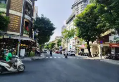 Bán nhà mặt phố trung tâm Quận 1, mặt tiền hơn 12m, vị trí đắc địa... Bán nhà mặt phố tại Bến Thành, Hồ Chí Minh 05