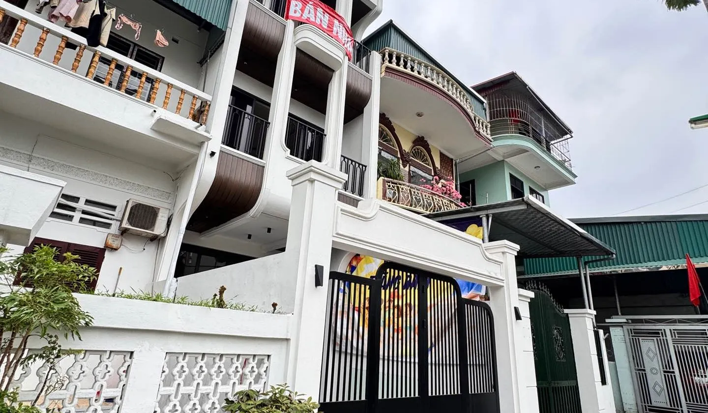 Cơ hội độc tôn: Nhà kiến trúc sư view hồ Đức Giang, giá cực mềm ngày 5/10... Bán nhà riêng tại Việt Hưng, Hà Nội 01