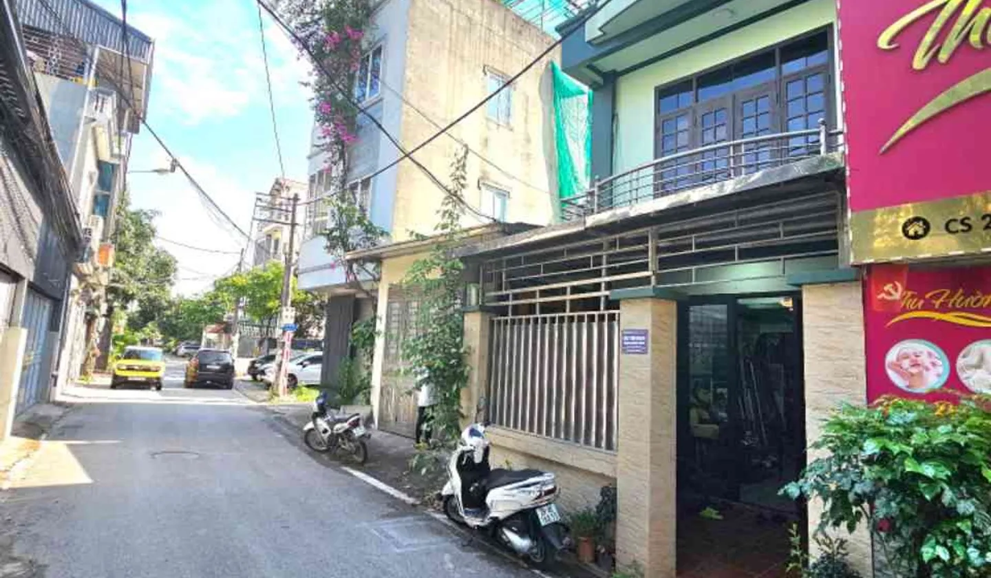 BÁN NHÀ BÁT KHỐI 68.2M2- 3 TẦNG - NGÕ THÔNG, Ô TÔ TRÁNH ĐỖ - 13.8 Tỷ... Bán nhà riêng tại Long Biên, Hà Nội 01