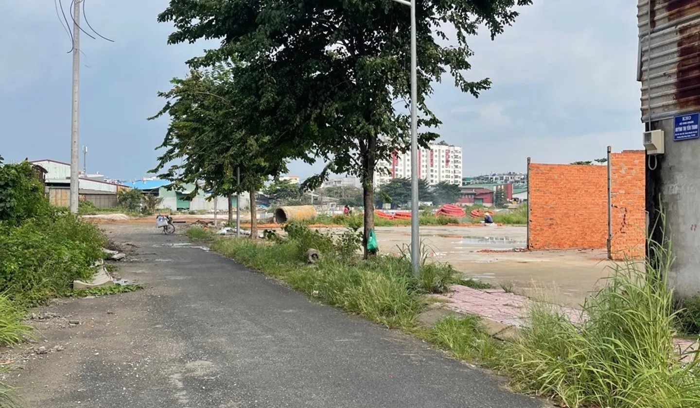 Bán đất 65m2 tại phường Nguyễn Văn Quá, hướng Đông Bắc, mặt tiền 4m... Bán đất tại Đông Hưng Thuận, Hồ Chí Minh 01