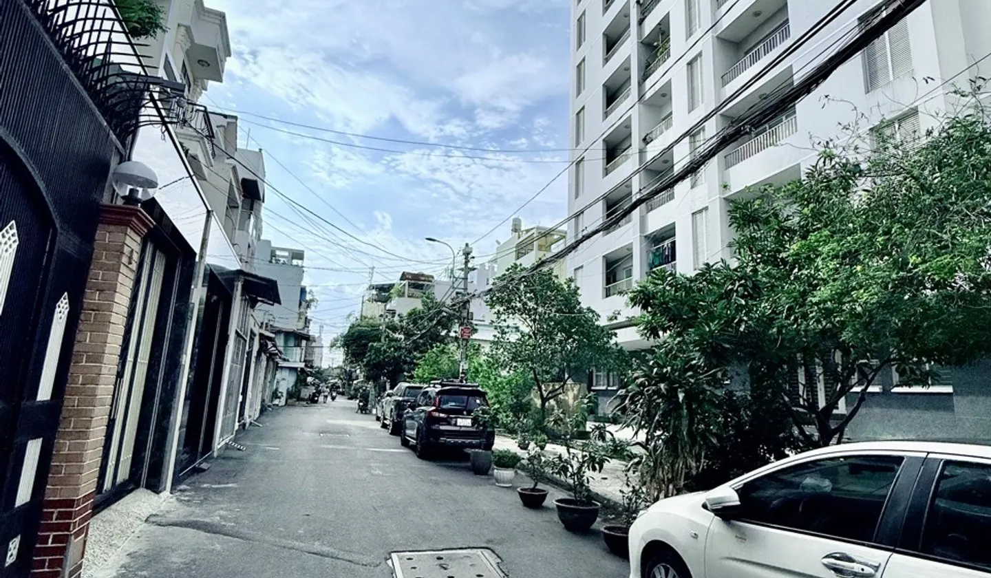 Bán nhà riêng Quận 10 Tô Hiến Thành 31.5m2 2 tầng hướng Đông Bắc... Bán nhà riêng tại Hòa Hưng, Hồ Chí Minh 01