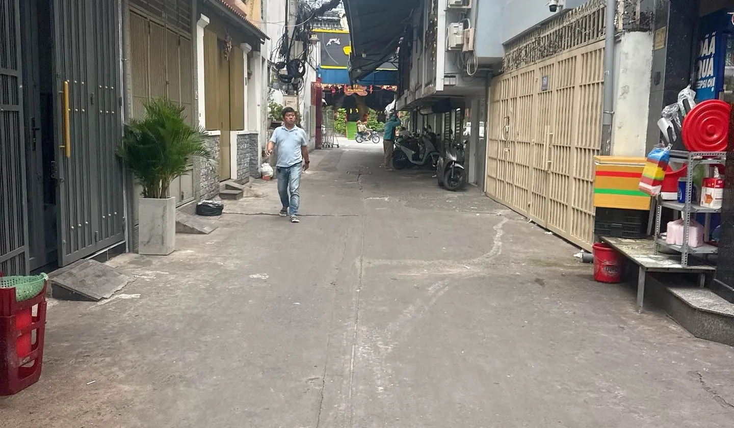 GẦN 100M2 - 5 TẦNG ĐƯỜNG ĐỒNG NAI - 7 PHÒNG CHO THUÊ - HẺM RỘNG THOÁNG MÁT.... Bán nhà riêng tại Hòa Hưng, Hồ Chí Minh 01