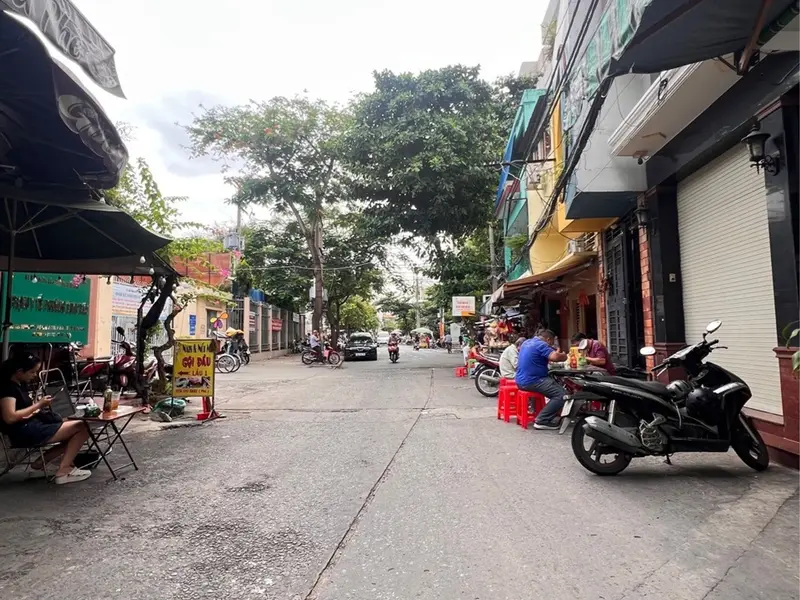 MẶT TIỀN BÀN CỜ - KINH DOANH SẦM UẤT - NGAY DƯƠNG ĐÌNH NGHỆ, THÁI PHIÊN - BỆNH VIỆN QUẬN 11... Bán nhà mặt phố tại Bình Thới, Hồ Chí Minh 01