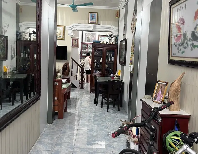 Nhà 3 tầng lô góc tại trung tâm Đống Đa giá 9.3 tỷ... Bán nhà riêng tại Láng, Hà Nội 01
