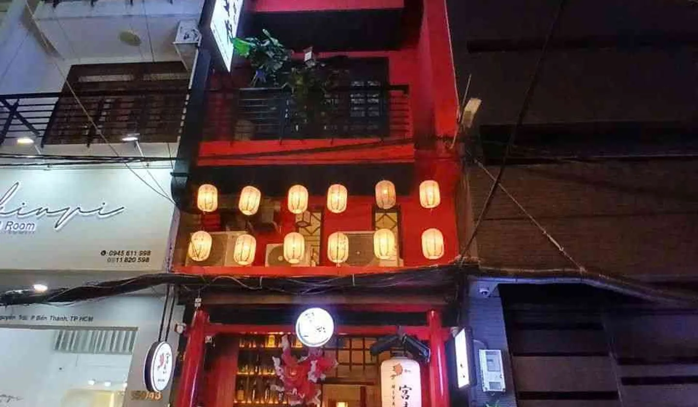 Nhà phố Quận 1 giá trị vàng cho nhà đầu tư thông thái... Bán nhà mặt phố tại Bến Thành, Hồ Chí Minh 01