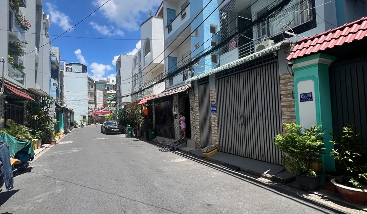 Nhà mặt tiền đường Tỉnh lộ 10, giá mềm mại nhất thời điểm hiện nay... Bán nhà riêng tại Tân Tạo, Hồ Chí Minh 01